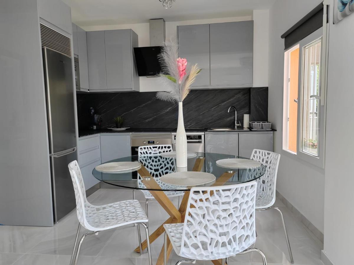 Apartamento La Torre,200M Hasta La Playa Benalmádena Exterior foto